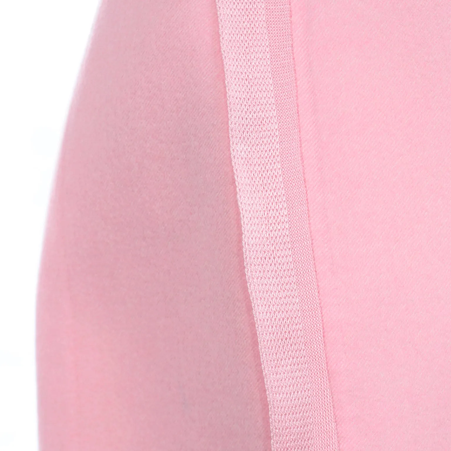 2000s Oscar de la Renta Pink Cashmere Skirt With Silk Trim