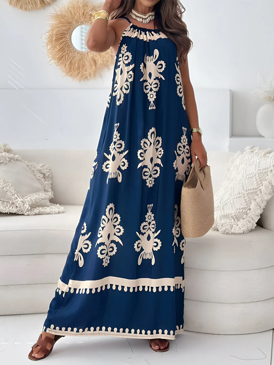 Elegant Sleeveless Resort Maxi Dress