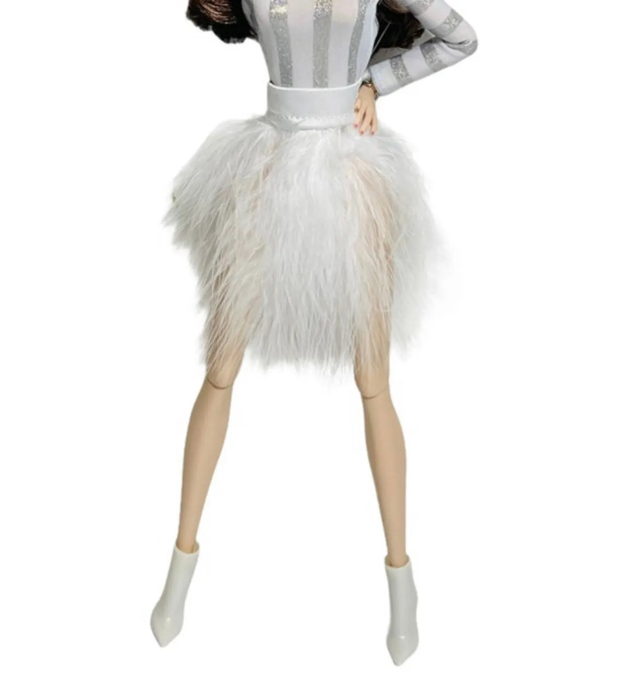 Feather skirts for Barbie