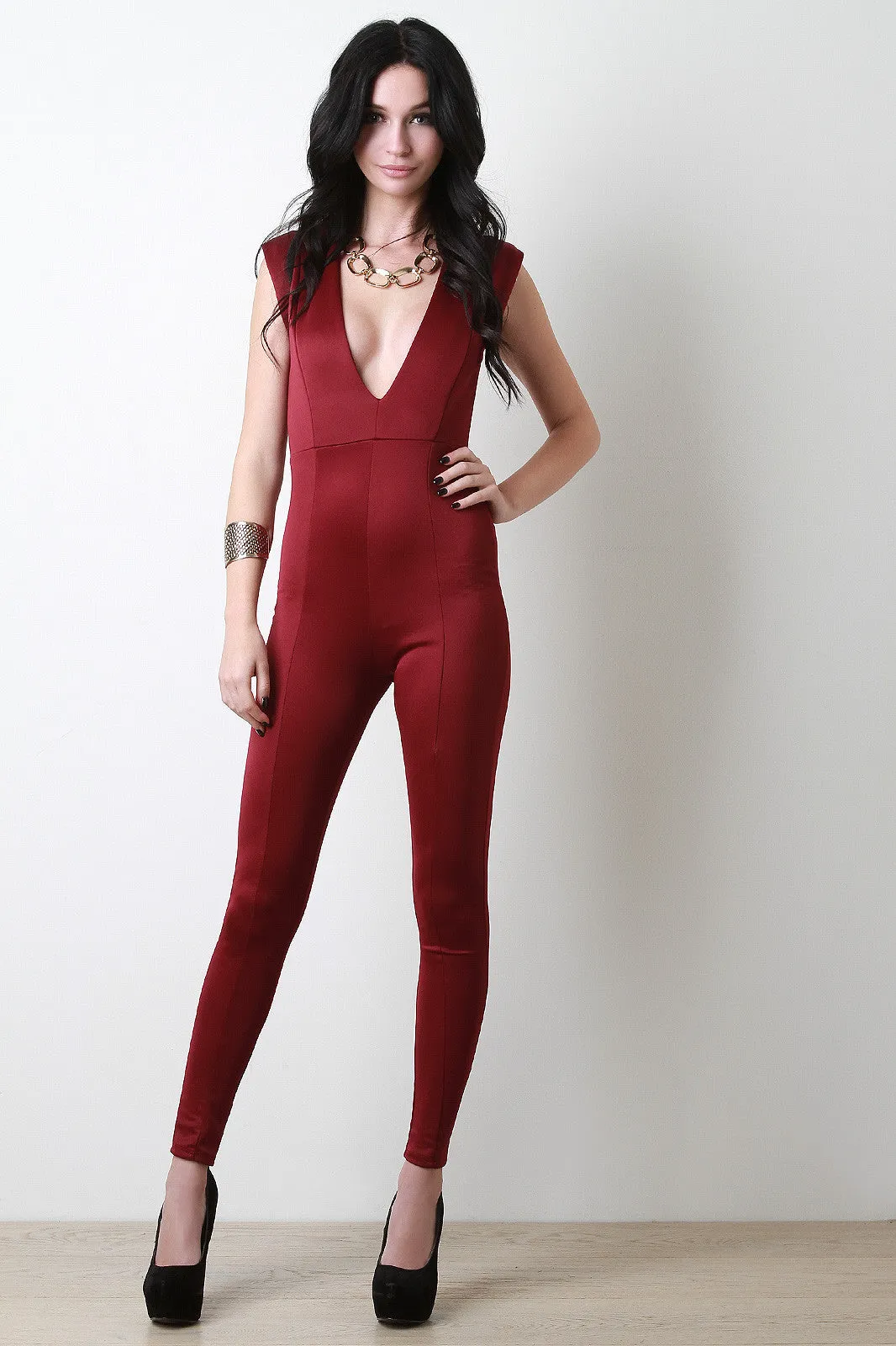 Front Seam V-Neck Sleeveless Jumpsuit