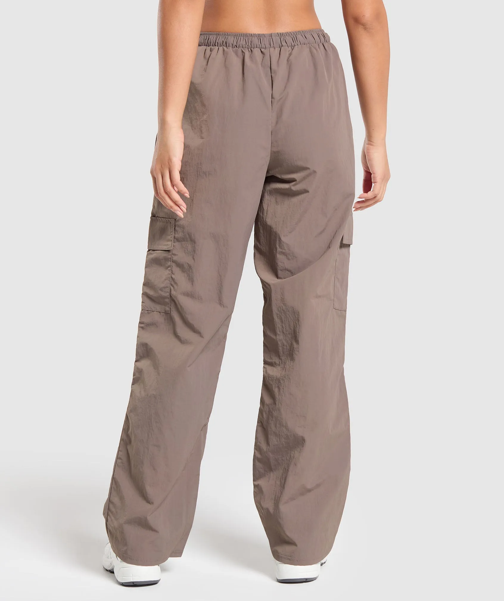 Gymshark Cargo Woven Pants - Dusty Brown