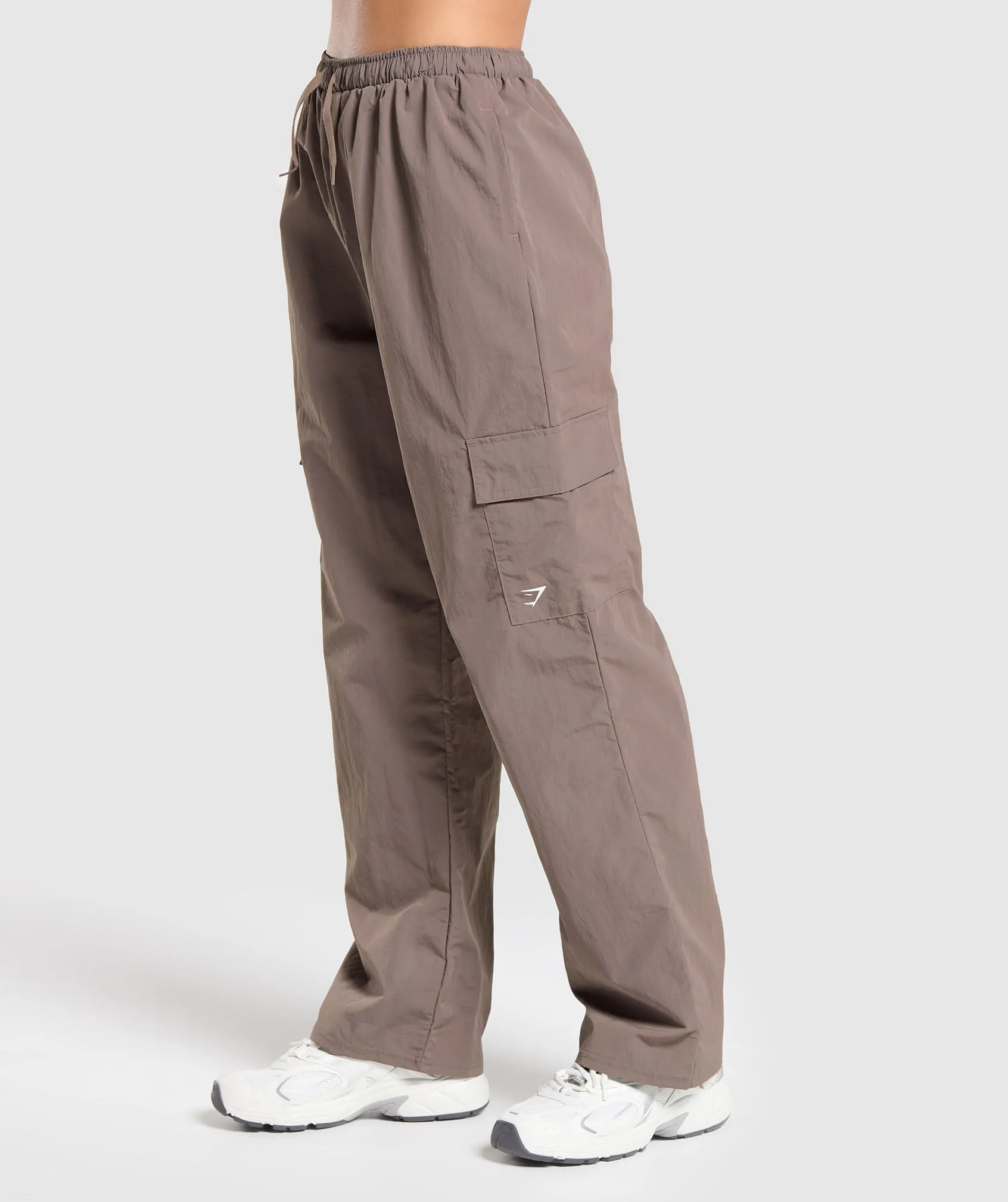 Gymshark Cargo Woven Pants - Dusty Brown