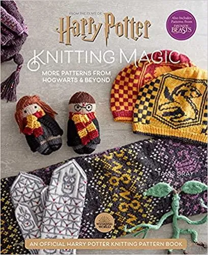 Harry Potter: More Patterns From Hogwarts and Beyond: An Official Harry Potter Knitting Book