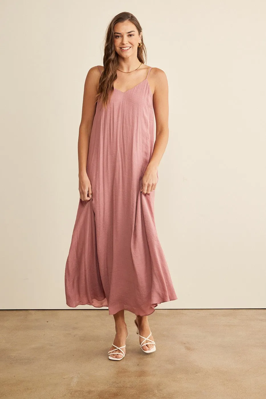 In February Flowy Classic V-neck Maxi Dress, Mauve