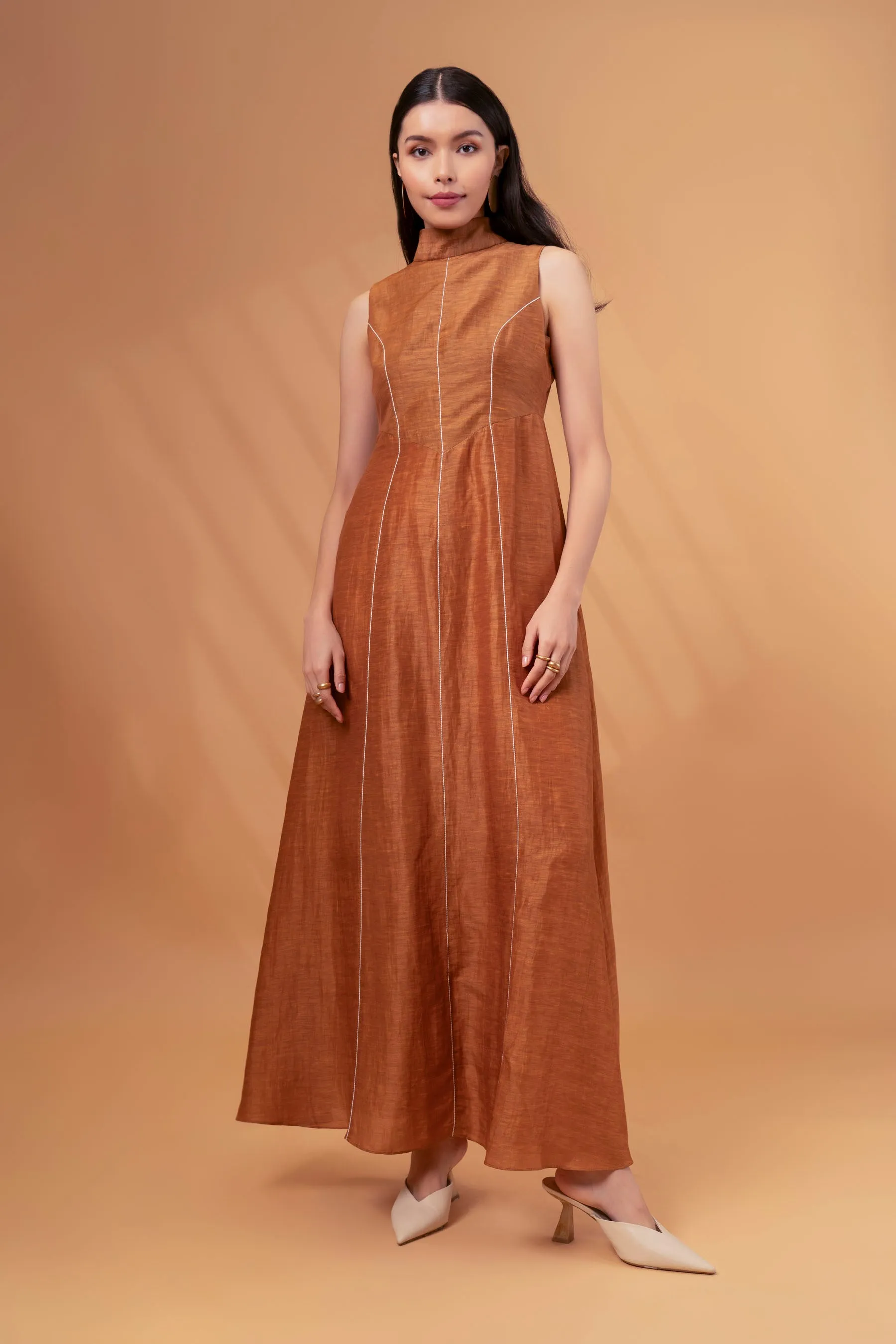 Round Neck Princess Line Maxi Dress