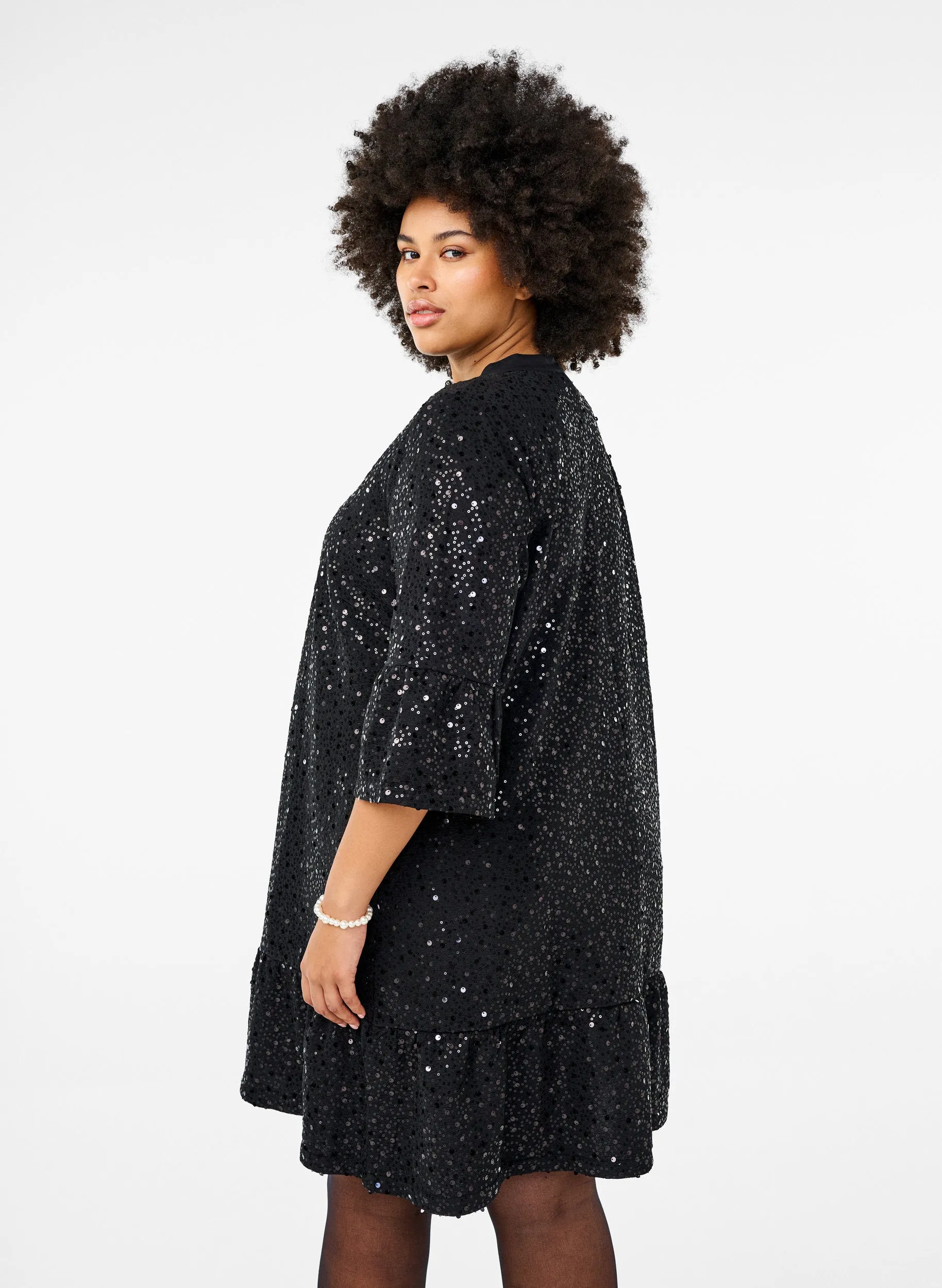 Zizzi Natalia Sequin Dress in Black